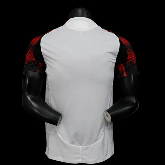 Modelo Jogador - Flamengo Uniforme 2 - 25/26