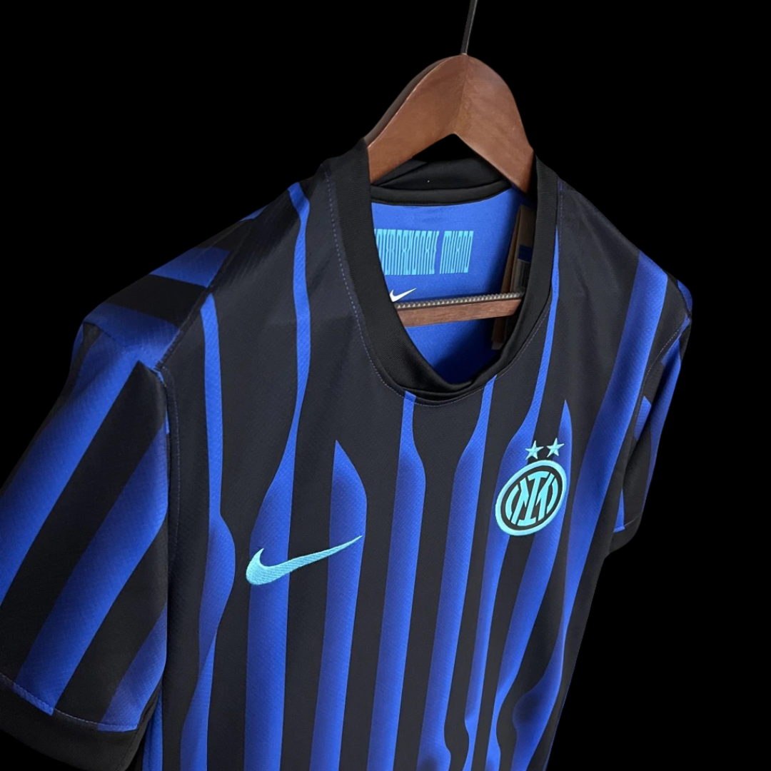 Modelo torcedor - Inter de Milão I 2025/26