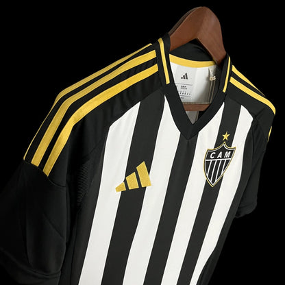 Modelo torcedor - Atletico Mineiro Uniforme 1 2025/26