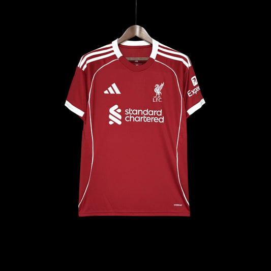 Modelo torcedor - Liverpool I 2025/26