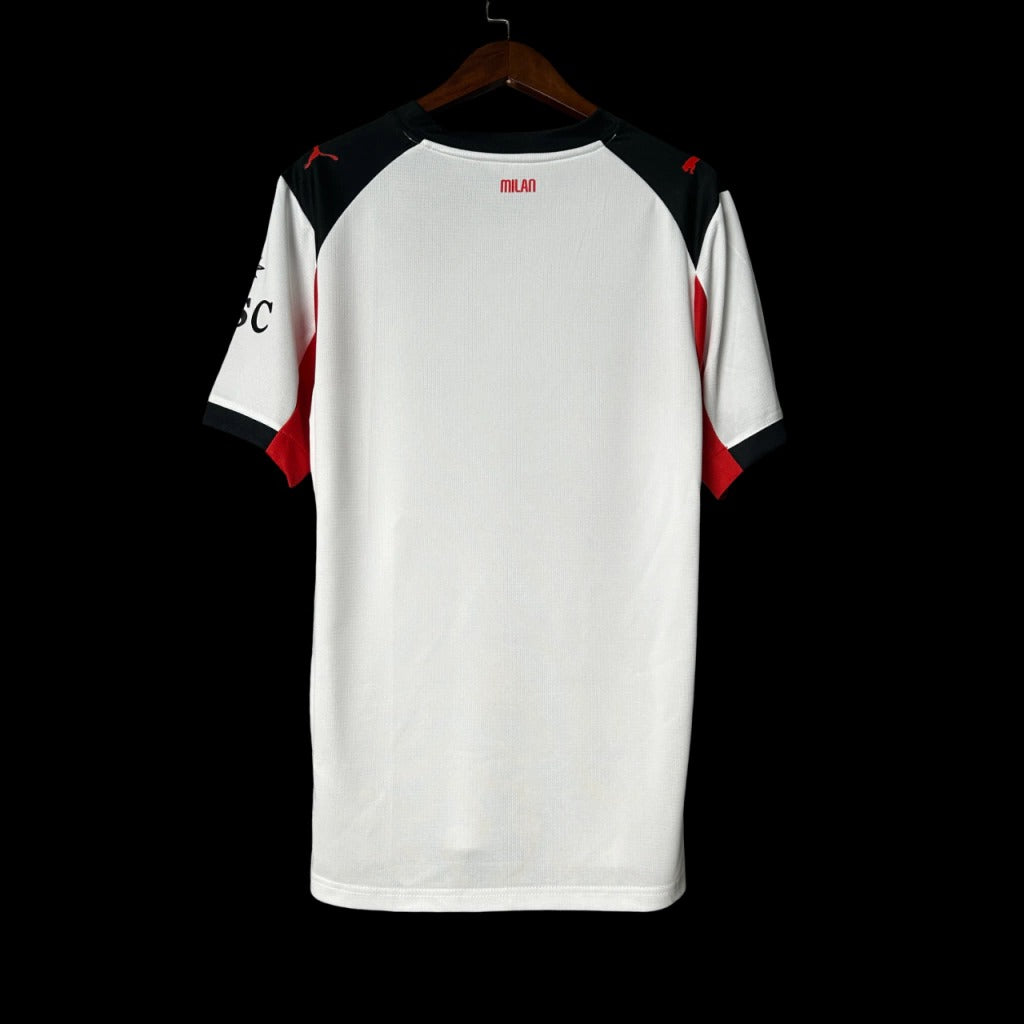 Modelo torcedor - Milan II 2025/26