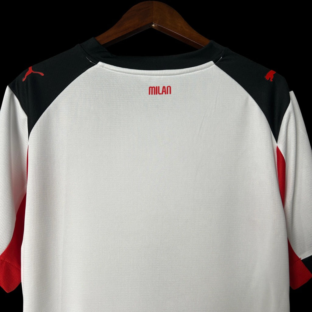 Modelo torcedor - Milan II 2025/26