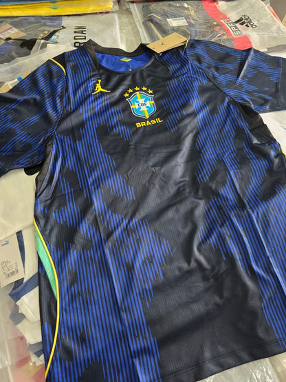 Modelo Torcedor - Brasil Jordan uniforme 2 - copa 2026
